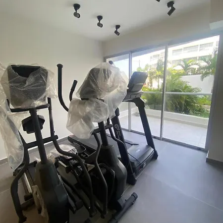 Apartamento Retiro Familiar De Lujo, Playa Privada Y Piscina