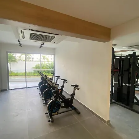 Retiro Familiar De Lujo, Playa Privada Y Piscina Apartamento